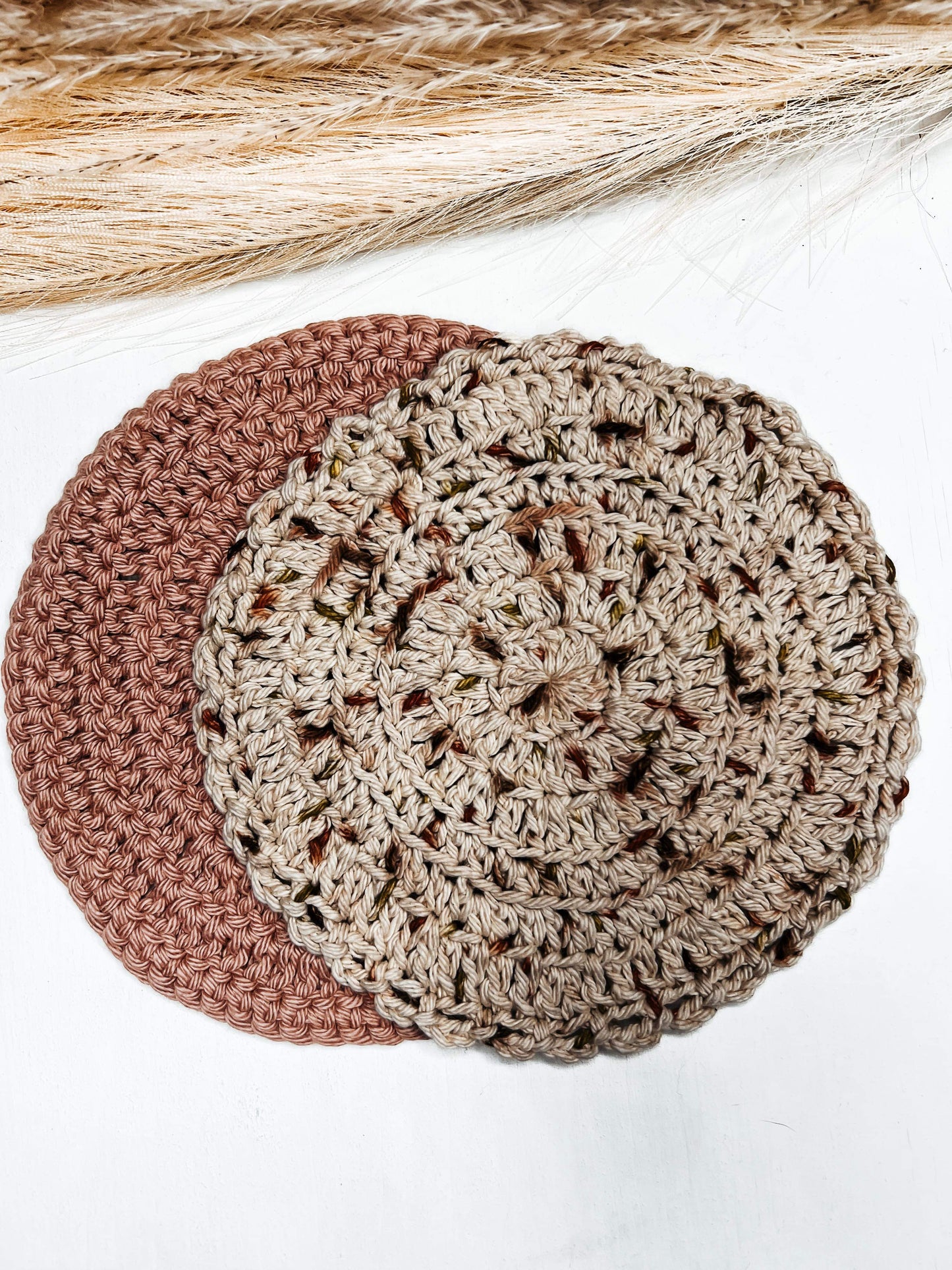 Set of 2- Round Wash Cloths